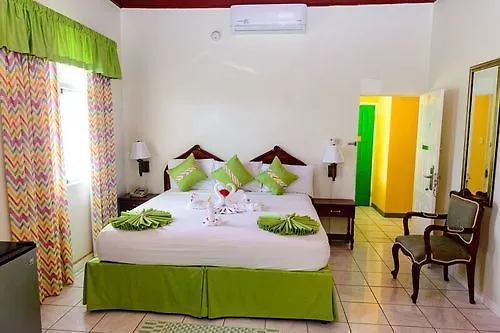 Sonate Hotel Runaway Bay